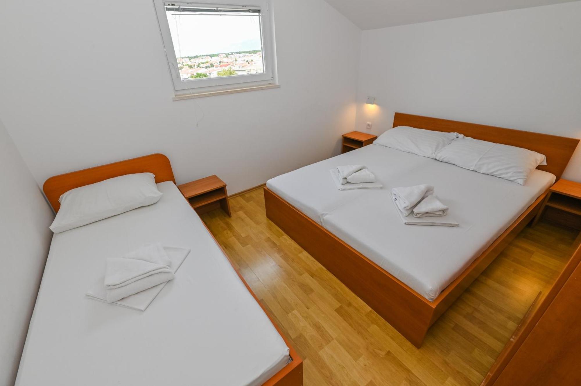 Seagull Pool Apartments & Studios Novalja Extérieur photo