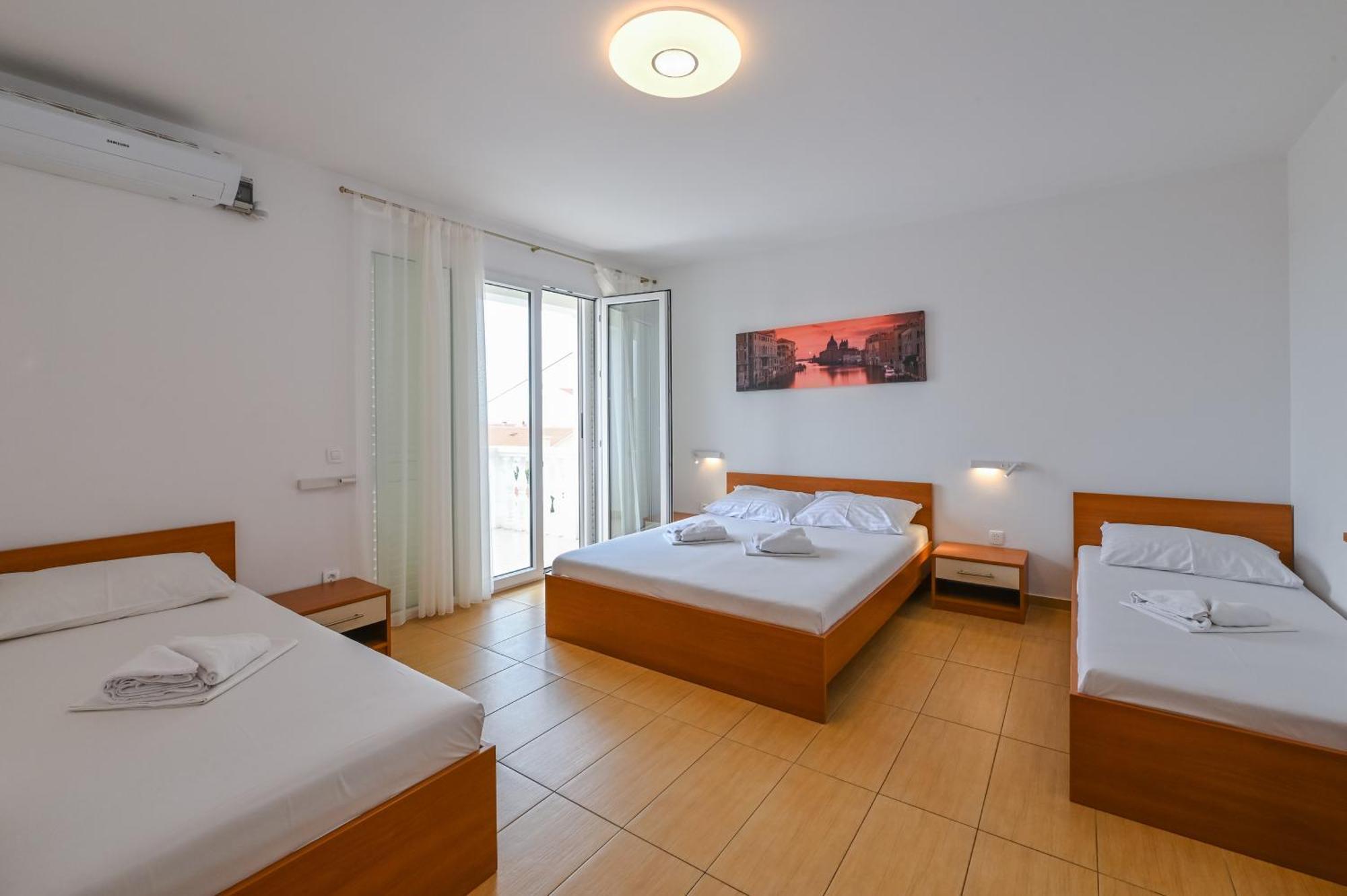 Seagull Pool Apartments & Studios Novalja Extérieur photo