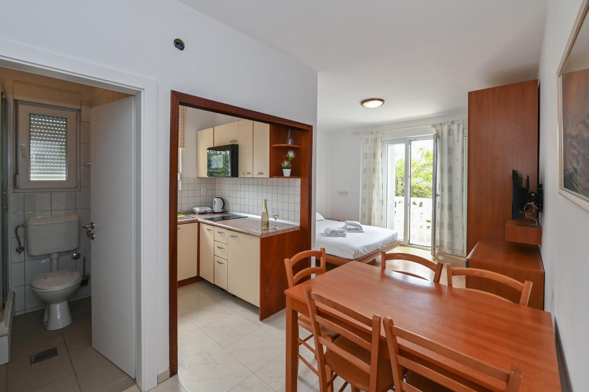Seagull Pool Apartments & Studios Novalja Chambre photo