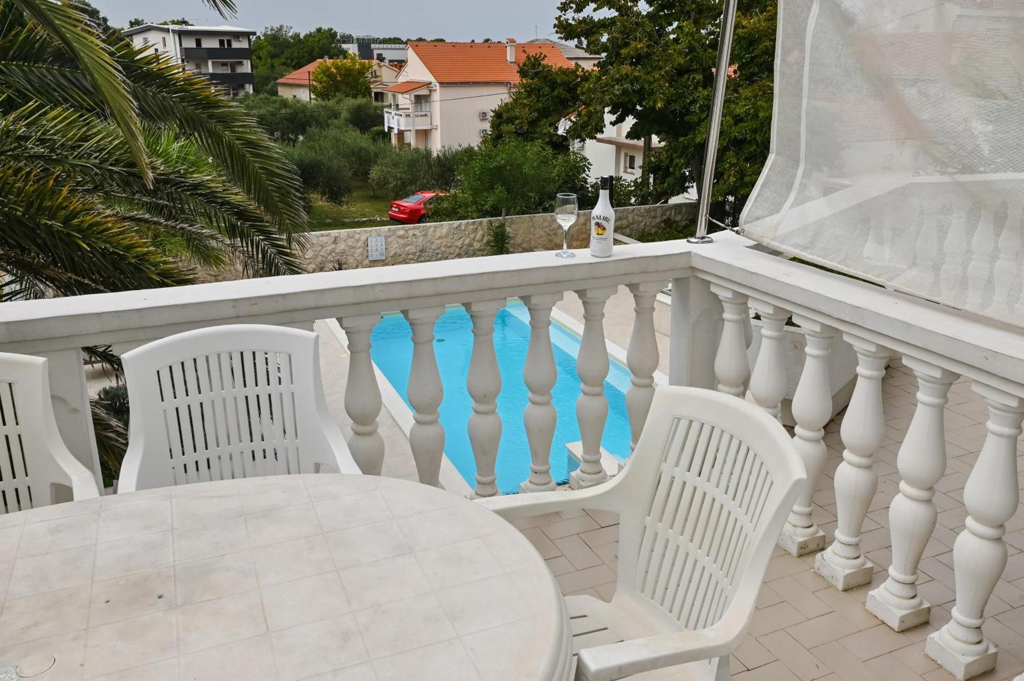 Seagull Pool Apartments & Studios Novalja Chambre photo