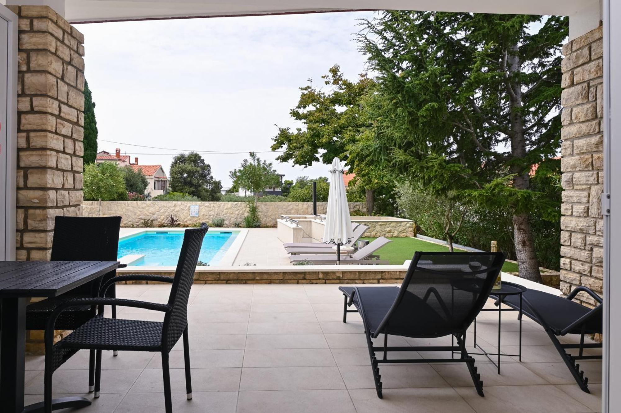 Seagull Pool Apartments & Studios Novalja Chambre photo